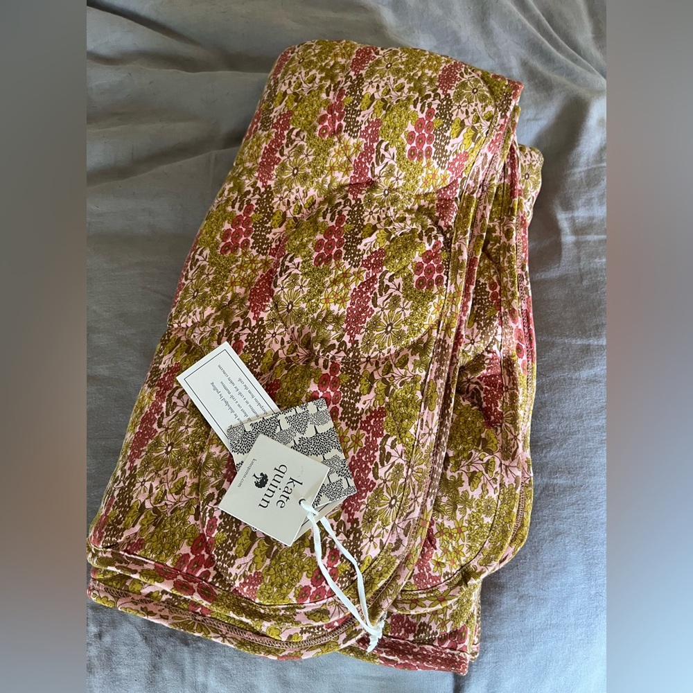 kate quinn Pink and Olive Floral Quilt